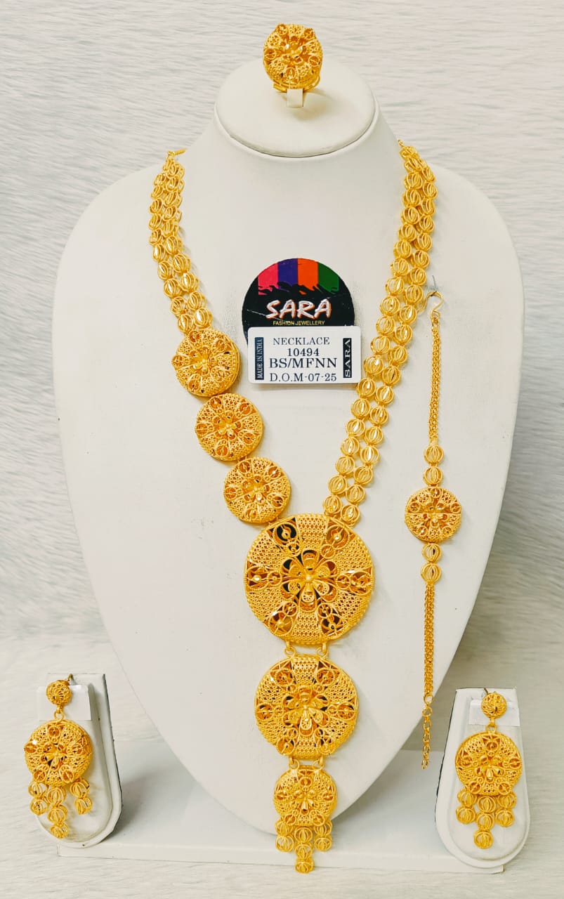 Multi-Layer Round Motif Necklace Set