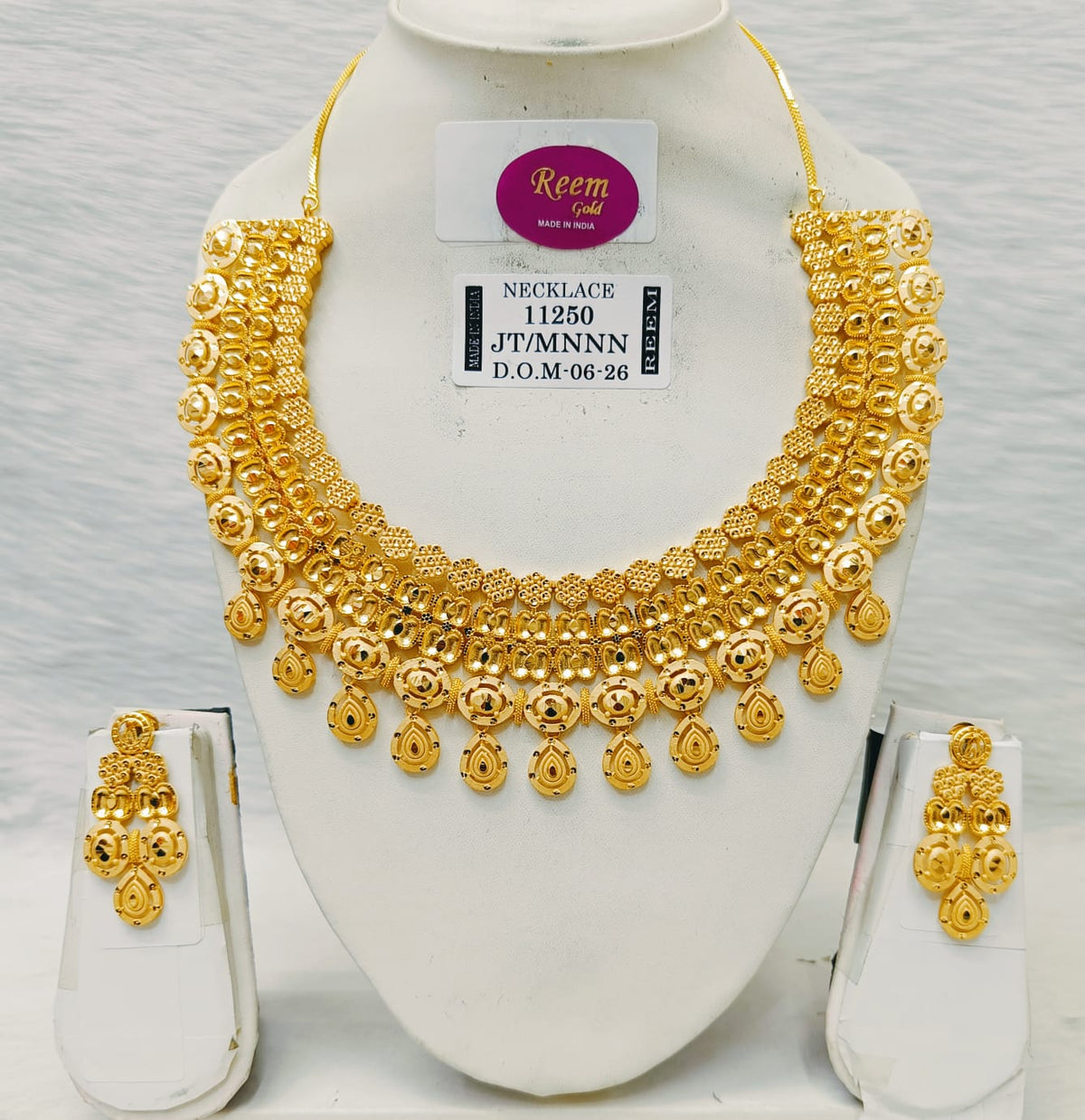 Traditional Floral Drop Necklace Set
